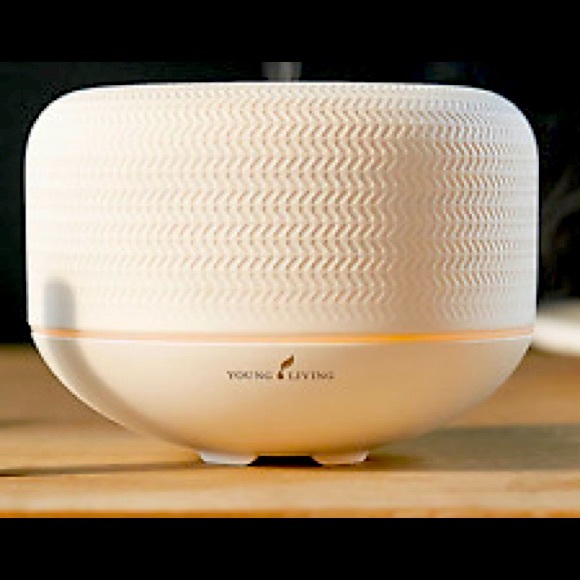 MACARON DIFFUSER YOUNG LIVING